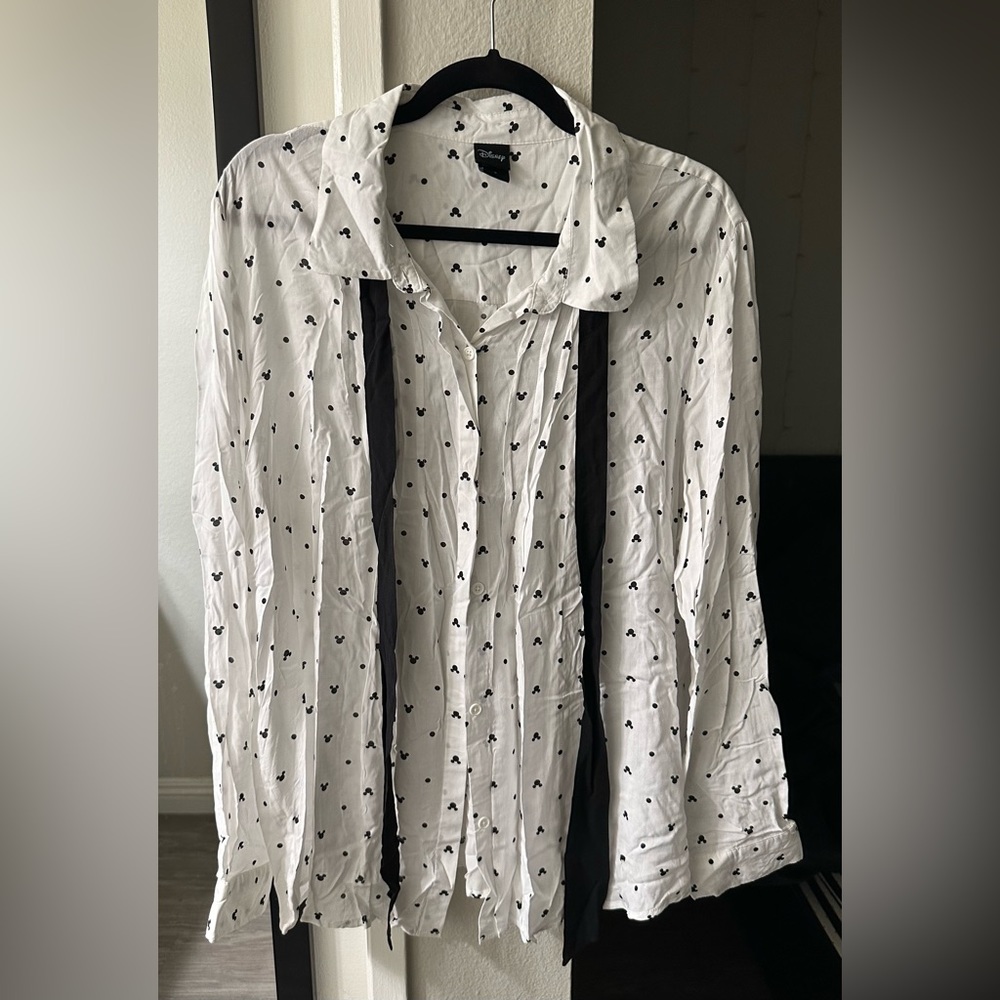 Disney/Torrid Mickey Button Down Blouse with Attached Tie